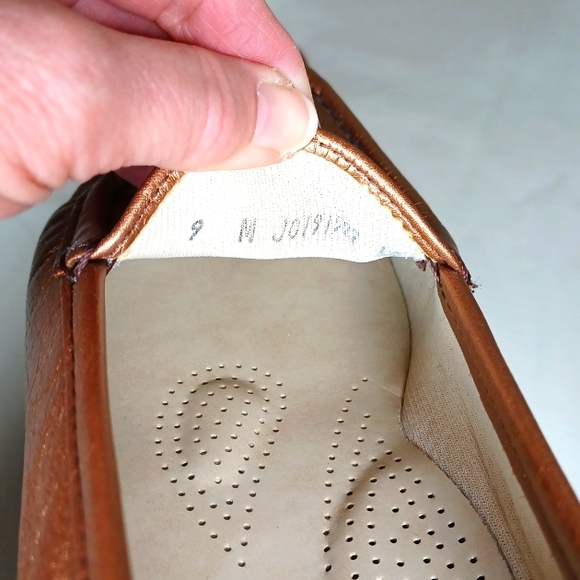 Sz 9M SAS Simplify Metallic Loafer - Picture 8 of 8